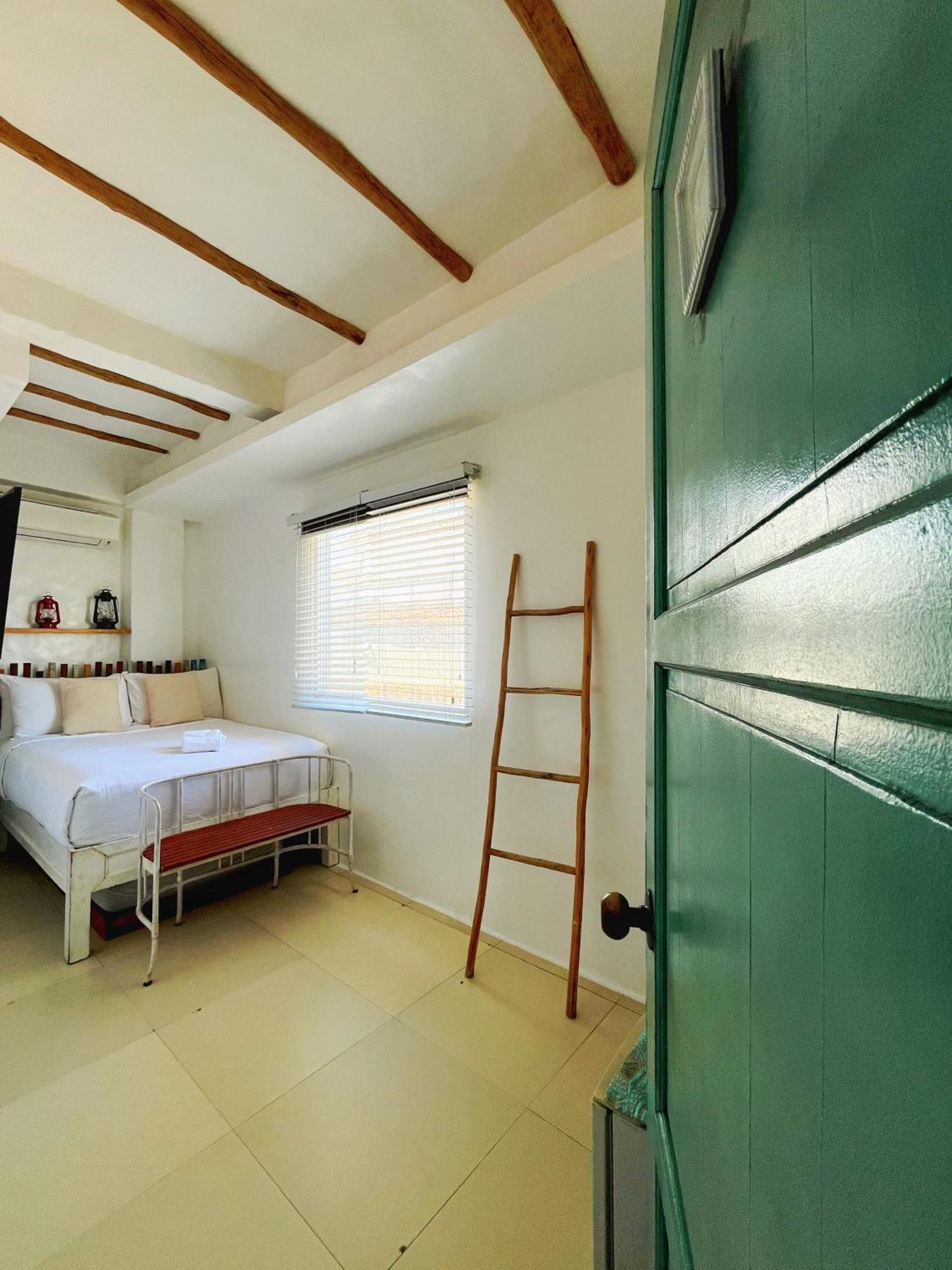Lugar Bonito Hotel Balabag  Zewnętrze zdjęcie