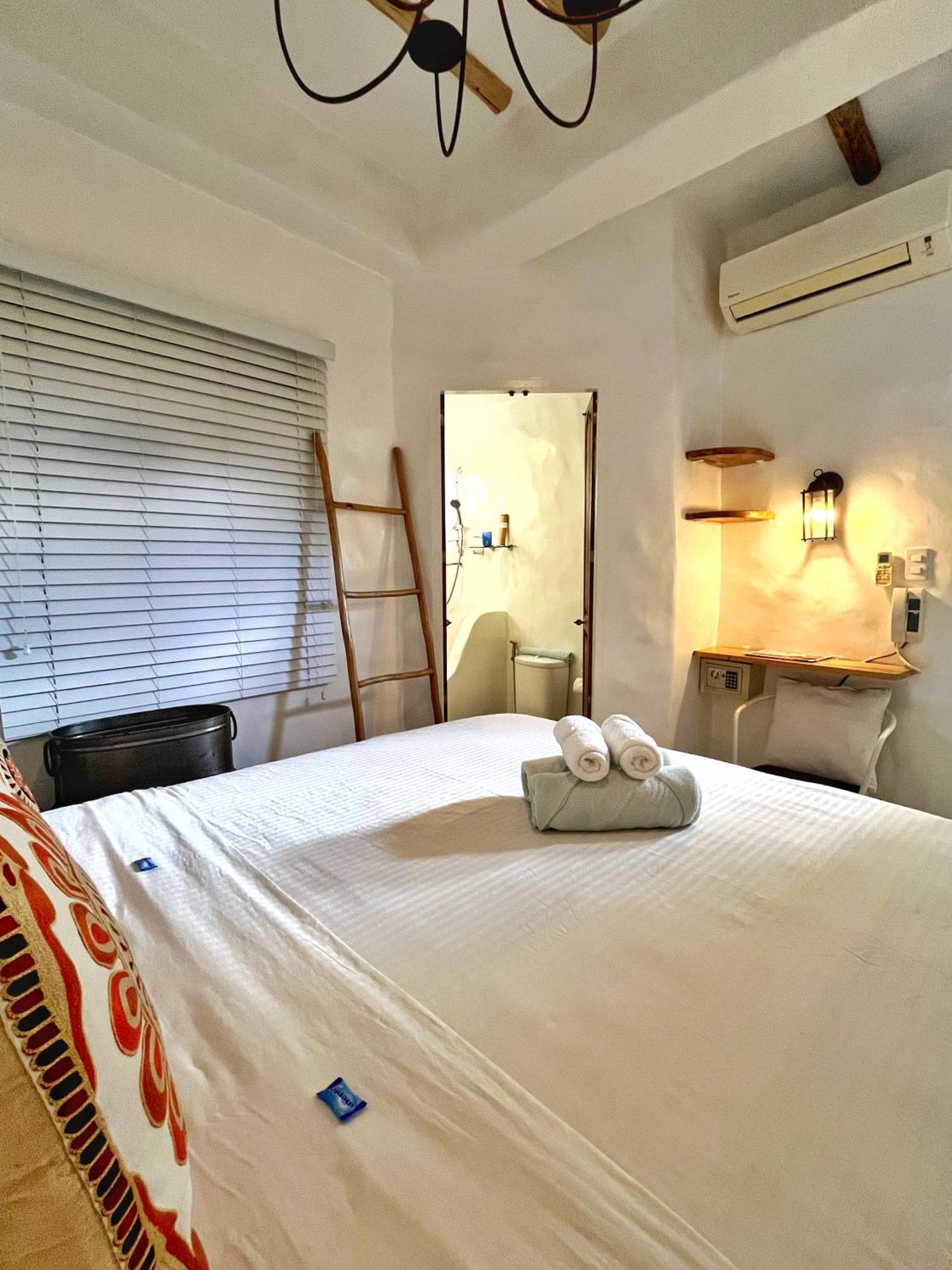 Lugar Bonito Hotel Balabag  Zewnętrze zdjęcie